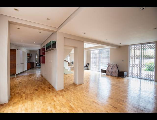3 BEDROOM HOUSE FOR SALE IN OVERPORT
